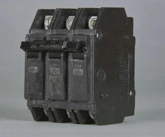 TXQC32020WL