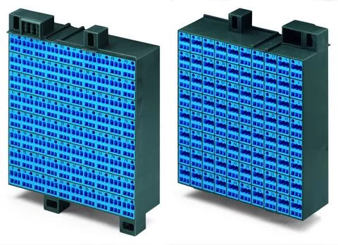 726-741 - Matrix patchboard; 80-pole; Marking 1-80; suitable for Ex i applications; Color of modules: blue; Module marking, side 1 and 2 vertical; 1,50 mm²; dark gray