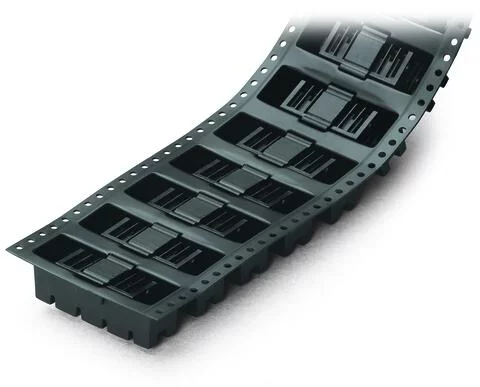 733-370/105-604/997-406 - THR male header; 0.8 x 0.8 mm solder pin; angled; 100% protected against mismating; in tape-and-reel packaging; Pin spacing 2.5 mm; 10-pole; black