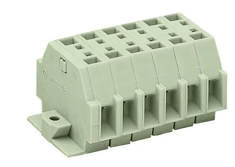 262-136 - 2-conductor terminal strip; without push-buttons; suitable for Ex e II applications; with fixing flanges; 6-pole; for screw or similar mounting types; Fixing hole 3.2 mm Ø; 4 mm²; CAGE CLAMP®; 4,00 mm²; light gray